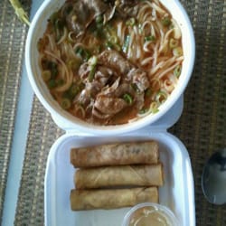 Noodle Bus Food Truck - Beef pho w/ satay and egg rolls