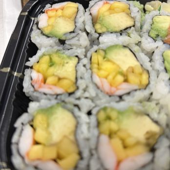 Akura Sushi - Shrimp Mango Avocado Roll - Sushi Bars Near Me - New York, New York