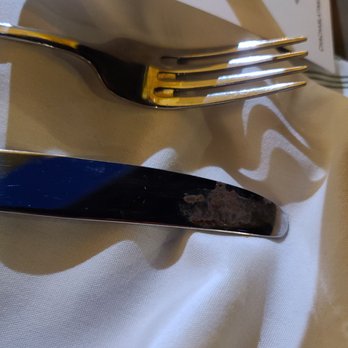 Cha Cha's Latin Kitchen - Dirty silverware - Mexican Near Me - Irvine, California Cha Cha's Latin Kitchen - Dirty silverware - Mexican Near Me - Irvine, California