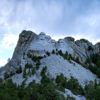 Mount Rushmore National Memorial - Landmarks & Historical Buildings Near Me - Keystone, South Dakota Mount Rushmore National Memorial - Landmarks & Historical Buildings Near Me - Keystone, South Dakota