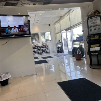 Discount Tire & Service Centers - Tires Near Me - Pasadena, California Discount Tire & Service Centers - Tires Near Me - Pasadena, California