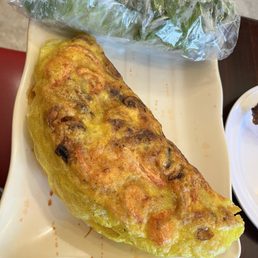 Traditional Bánh xeo Traditional Bánh xeo