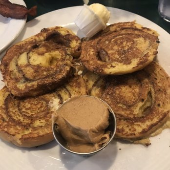The Frog Pond - Cinnamon roll French toast - Breakfast & Brunch Near Me - St Pete Beach, Florida