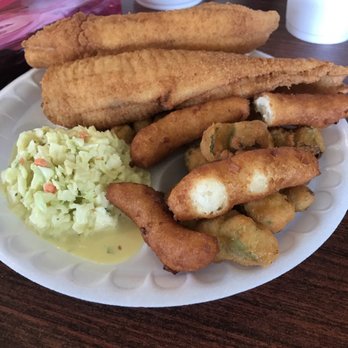 Bogue House Restaurant - Flounder and shrimp - Barbeque Near Me - Cedar Point, North Carolina