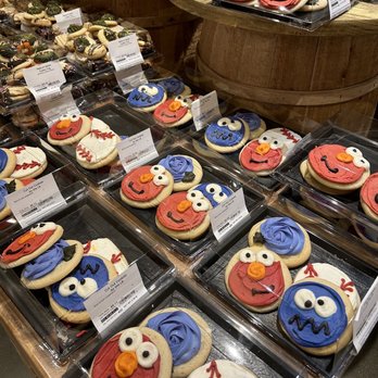 Wegmans - Their seasonal and themed desserts are always changing - Grocery Near Me - Chantilly, Virginia