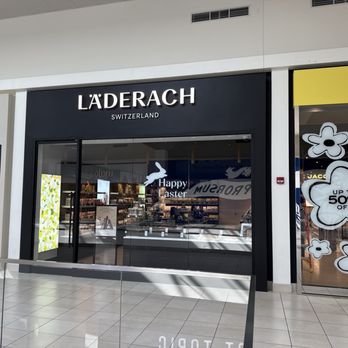 Läderach - Chocolatiers & Shops Near Me - Rosemont, Illinois Läderach - Chocolatiers & Shops Near Me - Rosemont, Illinois