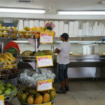 El Palacio De Los Jugos - Order fresh or cooked - Cuban Near Me - Miami, Florida El Palacio De Los Jugos - Order fresh or cooked - Cuban Near Me - Miami, Florida