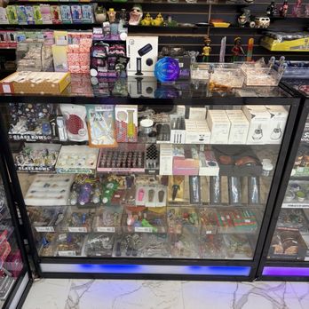 Jolly Smoke - Yep - Head Shops Near Me - Springfield, Missouri Jolly Smoke - Yep - Head Shops Near Me - Springfield, Missouri