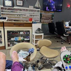 Royal Nails - Pedicure