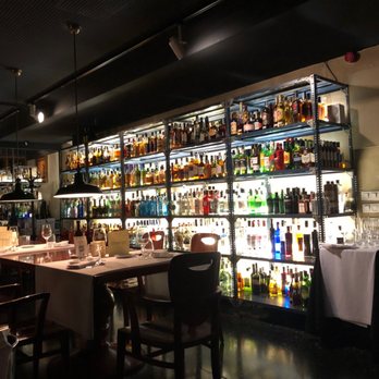 Dry Martini - Speakeasy dining room - Cocktail Bars Near Me - Barcelona, B Dry Martini - Speakeasy dining room - Cocktail Bars Near Me - Barcelona, B