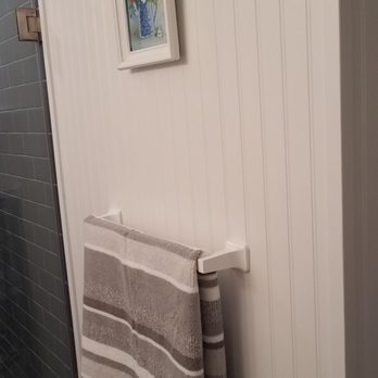 Zygmunt Painting - Newly painted bathroom - Painters Near Me Zygmunt Painting - Newly painted bathroom - Painters Near Me