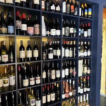Cocoa Vino - Alll the wines - Wine Bars Near Me - Capitola, California