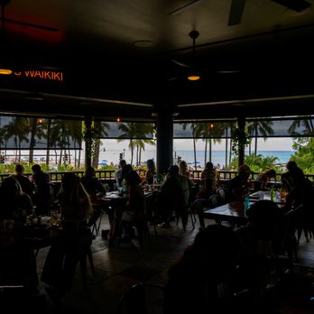 Lulu's Waikiki - Burgers Near Me - Honolulu, Hawaii Lulu's Waikiki - Burgers Near Me - Honolulu, Hawaii