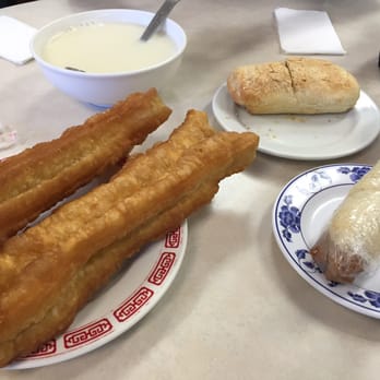 Huge Tree Pastry - Hot sweet soybean milk (large), amazing you tiao (Taiwanese donut), vegetarian fan tuan, sesame bun with beef with pickles - Taiwanese Near Me - Monterey Park, California Huge Tree Pastry - Hot sweet soybean milk (large), amazing you tiao (Taiwanese donut), vegetarian fan tuan, sesame bun with beef with pickles - Taiwanese Near Me - Monterey Park, California