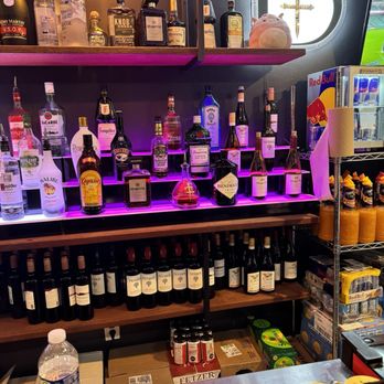 Pie In The Sky - Bar - Pizza Near Me - Baltimore, Maryland