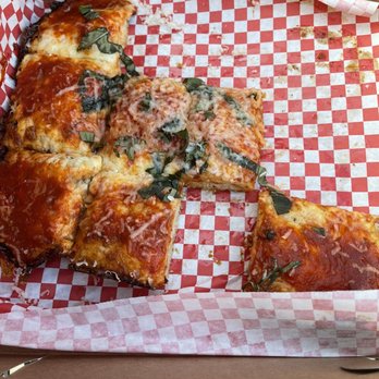 The Comus Inn - Cheese pizza - New American Near Me - Dickerson, Maryland The Comus Inn - Cheese pizza - New American Near Me - Dickerson, Maryland