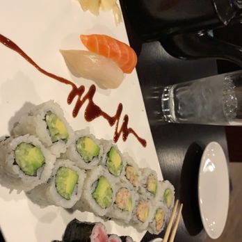 Sushi Bay 17 - Salon nigiri, escolar nigiri, avocado cucumber, crab and avocado and tuna roll - Sushi Bars Near Me - Denver, Colorado Sushi Bay 17 - Salon nigiri, escolar nigiri, avocado cucumber, crab and avocado and tuna roll - Sushi Bars Near Me - Denver, Colorado