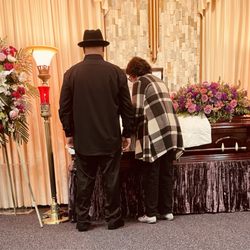 Grissom's Chapel & Mortuary - Funeral area perfect lighting