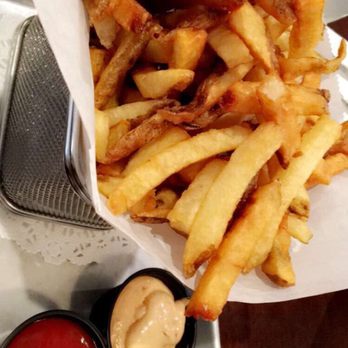 Press 195 - Bayside - Belgium fries with chipotle mayo - Sandwiches Near Me - Bayside, New York Press 195 - Bayside - Belgium fries with chipotle mayo - Sandwiches Near Me - Bayside, New York