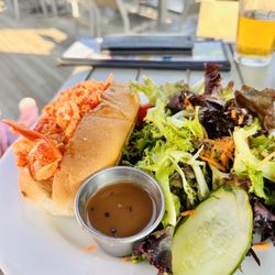 Seafood Shanty - Lobster roll