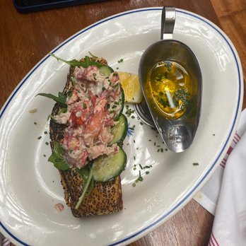 Hudson House - Lobster Roll - Seafood Near Me - Addison, Texas Hudson House - Lobster Roll - Seafood Near Me - Addison, Texas