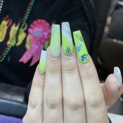 Champions Nails & Spa