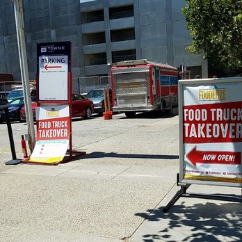 Foodeaze - Driveway in to the parking lot. - Food Trucks Near Me - San Francisco, California Foodeaze - Driveway in to the parking lot. - Food Trucks Near Me - San Francisco, California