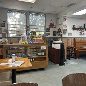 Dimitris Farmer's Market Restaurant - Breakfast & Brunch Near Me - Pompano Beach, Florida