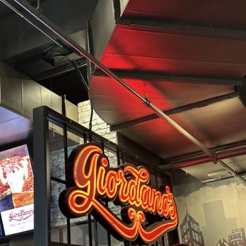 Giordano's - Pizza Near Me - Chicago, Illinois Giordano's - Pizza Near Me - Chicago, Illinois