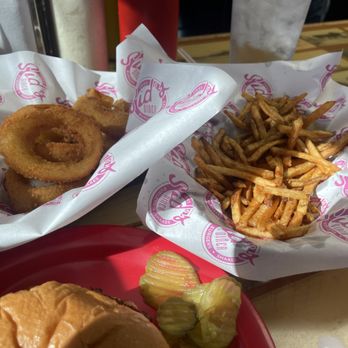 Sid's Diner - Fries and onion rings - Diners Near Me - El Reno, Oklahoma