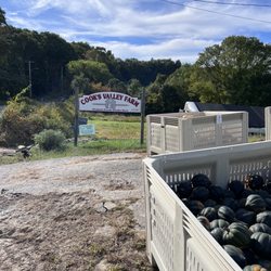 Cook's Valley Farm - Front sign