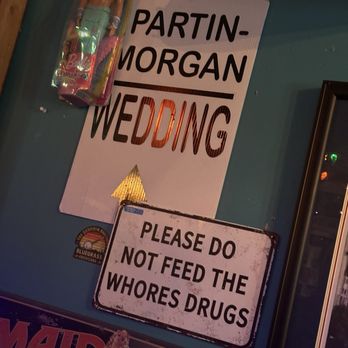 Ole Hookers - Dive Bars Near Me - Lexington, Kentucky