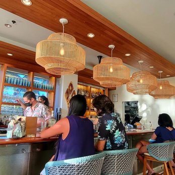Hau Tree - Bar View (02/08/22). @TheHauTree @KaimanaBeach #DiamondHead #Waikiki #IslandLiving - Seafood Near Me - Honolulu, Hawaii Hau Tree - Bar View (02/08/22). @TheHauTree @KaimanaBeach #DiamondHead #Waikiki #IslandLiving - Seafood Near Me - Honolulu, Hawaii