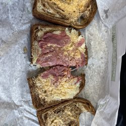 Arby's - Well thats not look like, "We got the meats!" To me. Run out?