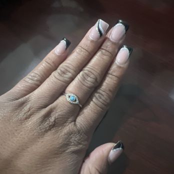 Glamorous Nails & Spa - A week later and I still love my nails - Nail Salons Near Me - Louisville, Kentucky Glamorous Nails & Spa - A week later and I still love my nails - Nail Salons Near Me - Louisville, Kentucky