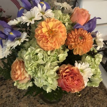 Re-vase Flower Studio - $45 - Florists Near Me - Reseda, California