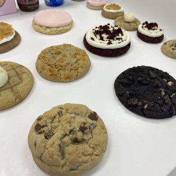 Crumbl - Tracy - Bakeries Near Me - Tracy, California Crumbl - Tracy - Bakeries Near Me - Tracy, California