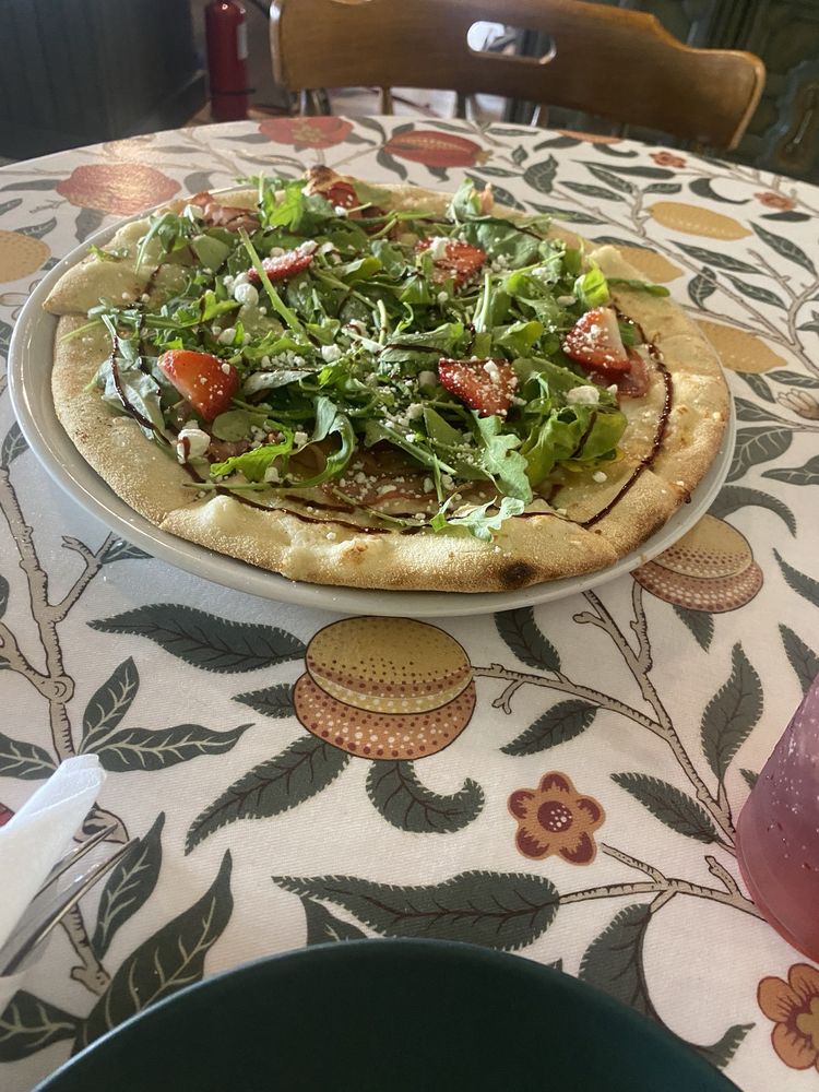 PASQUALE’S AUTHENTICO Updated September 2024 200 Woodmere Mall