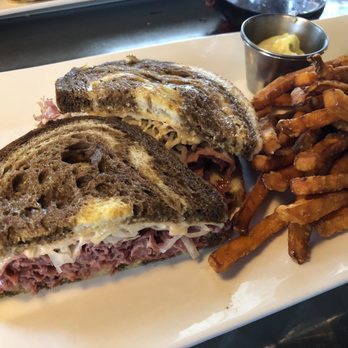 Rev-a-lee Brunch Café - Rev-a-lee Reuben - Vegan Near Me - Vineland, Ontario Rev-a-lee Brunch Café - Rev-a-lee Reuben - Vegan Near Me - Vineland, Ontario