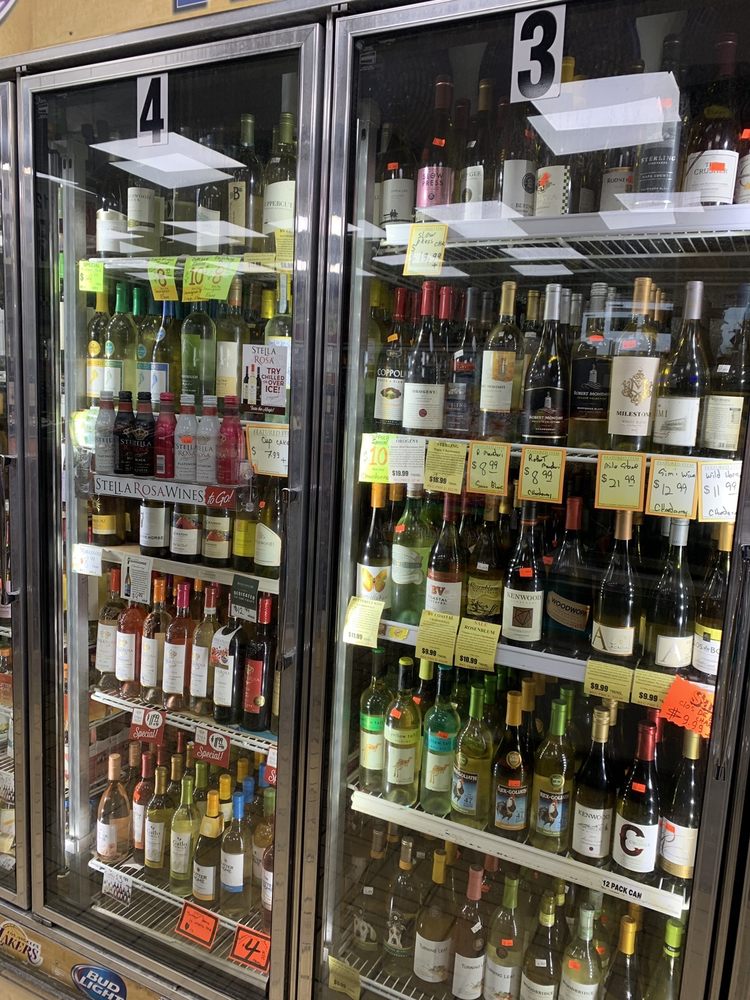 PLAZA LIQUOR AND GAS Updated August 2024 24 Photos & 13 Reviews