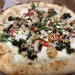 Palak Paneer Pizza