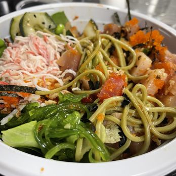 Poke Ichii - Poke Build Your Own Bowl Large Size with half soba and half mixed greens - Poke Near Me - Sacramento, California Poke Ichii - Poke Build Your Own Bowl Large Size with half soba and half mixed greens - Poke Near Me - Sacramento, California