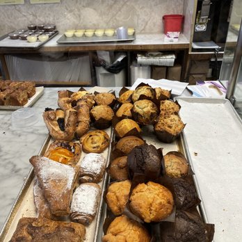 Lassen & Hennigs - Delis Near Me - Brooklyn, New York