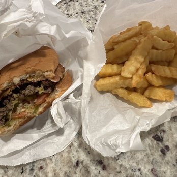 M&M Hamburger - Bacon Avocado Burger - Burgers Near Me - Houston, Texas M&M Hamburger - Bacon Avocado Burger - Burgers Near Me - Houston, Texas