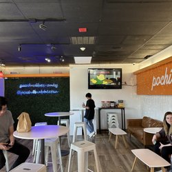 Pochi Bubble Tea Cafe