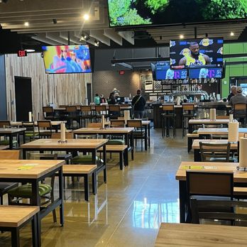 Chicken N Pickle - Venues & Event Spaces Near Me - Webster, Texas Chicken N Pickle - Venues & Event Spaces Near Me - Webster, Texas
