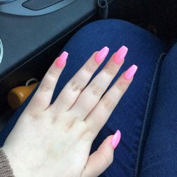 Lee Nails - In sunlight