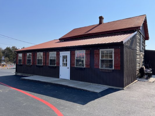 Log Cabin Barbecue by null