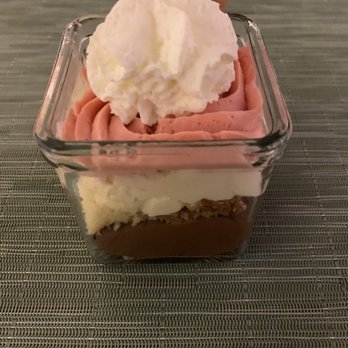 Metro Bis - Neapolitan moose - New American Near Me - Simsbury, Connecticut
