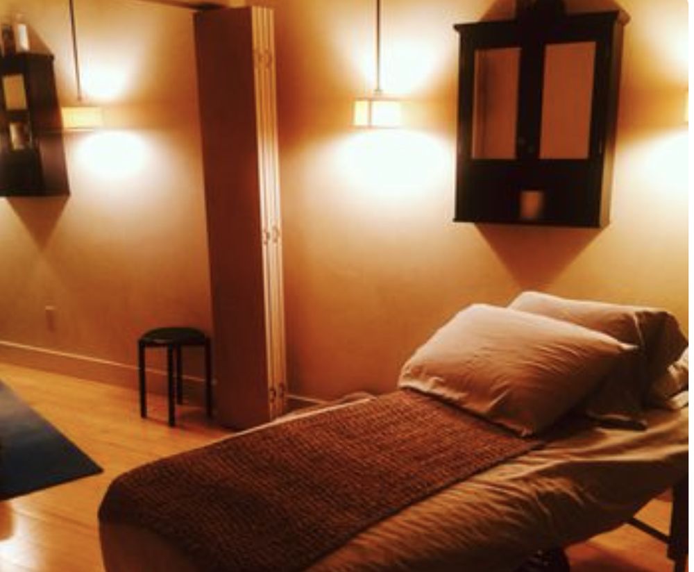 Outcall Deep Tissue Massage Logo